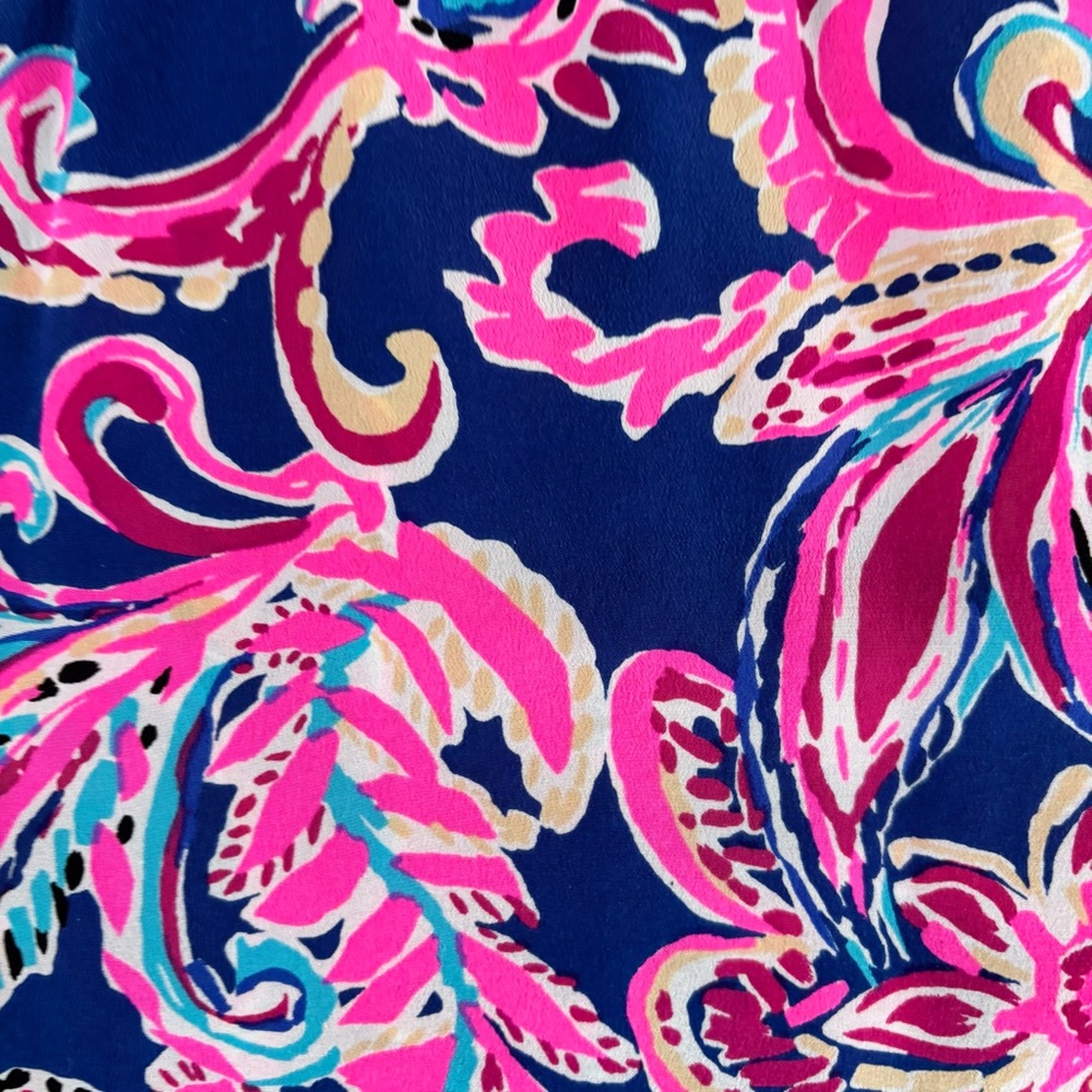 Lilly Pulitzer‎ Pink and Blue Paisley Blouse silk - Picture 2 of 5